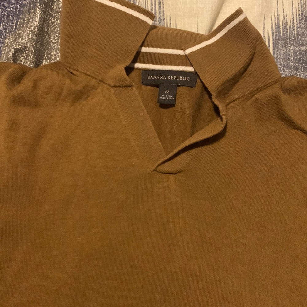 Mens Brown Banana Republic Polo w. White Striped Collar